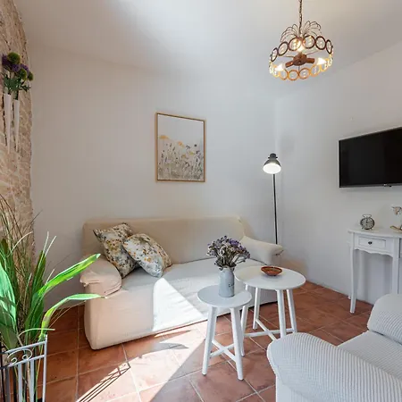 Nyaraló Charming Renovated Istrian Stone House Luca With A Beautiful Garden