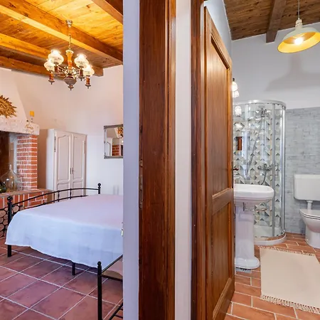 Charming Renovated Istrian Stone House Luca With A Beautiful Garden *